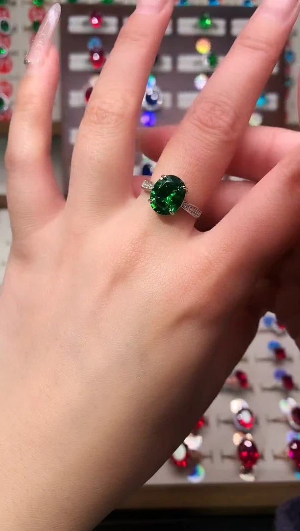 无925银 典藏 轻奢 小祖母绿绿色系9*11银托戒指