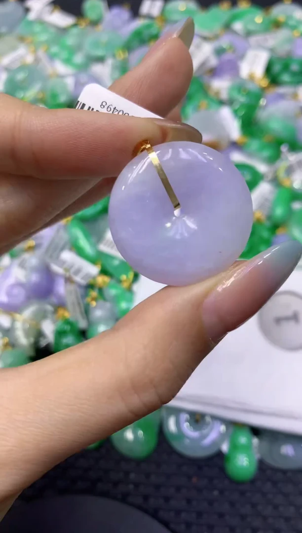 颈饰18K金镶嵌翡翠天然缅甸翡翠A货