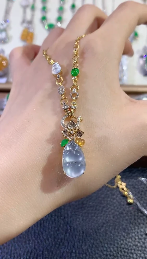 项链18K金镶嵌翡翠C55翡翠
