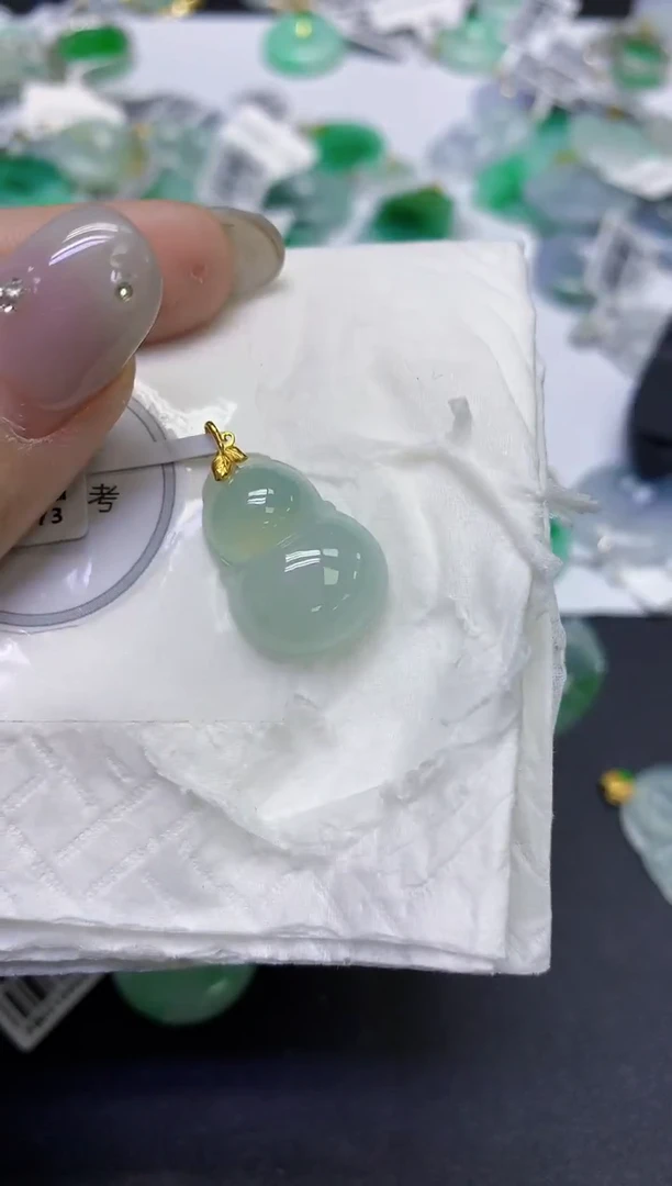 颈饰18K金镶嵌翡翠天然缅甸翡翠A货百元以上9元证书费自理