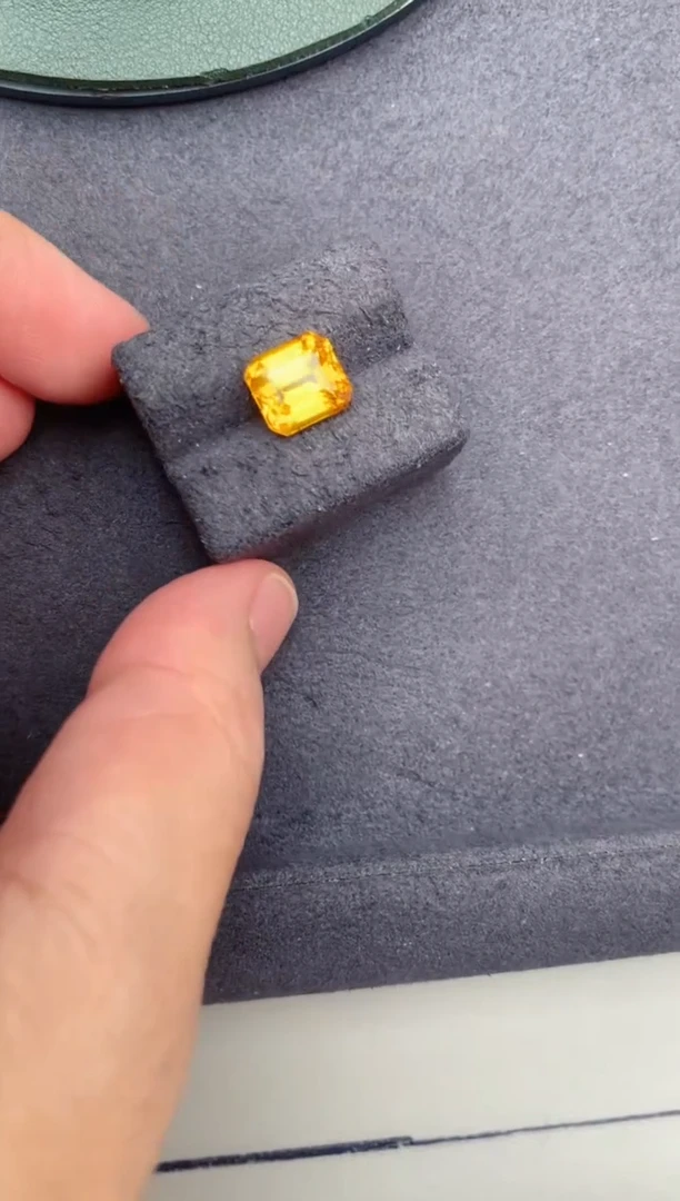 彩色蓝宝石裸石未镶嵌5ct黄蓝宝  BE