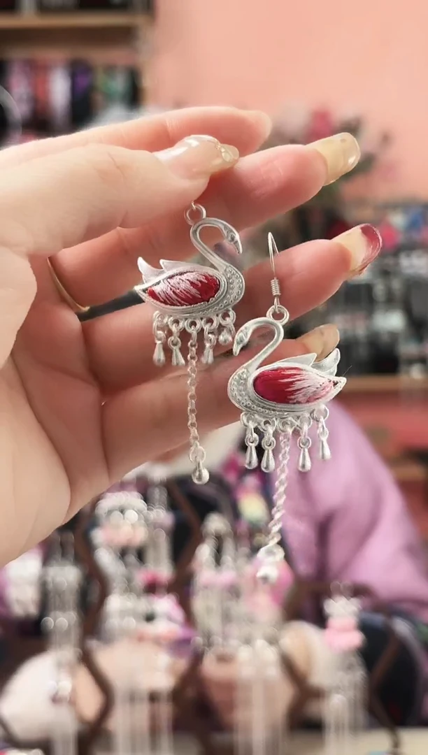 艺枝独绣手工饰品218