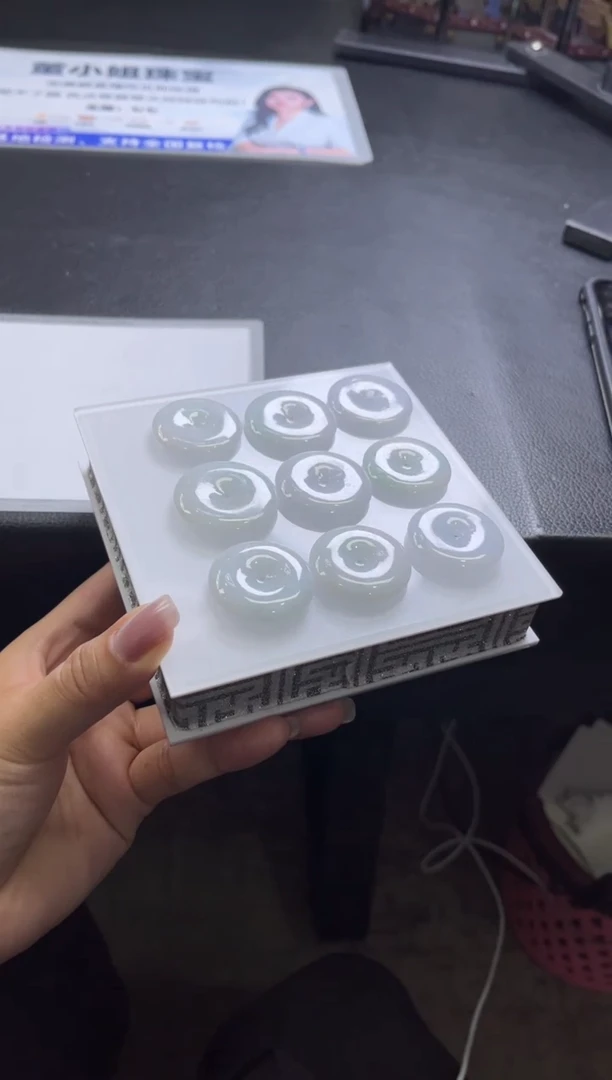 【闪购商品】翡翠颈饰未镶嵌K15 多样性发一件/配绳子