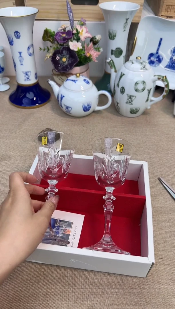 陶简**画泡泡家的瓷器真好看