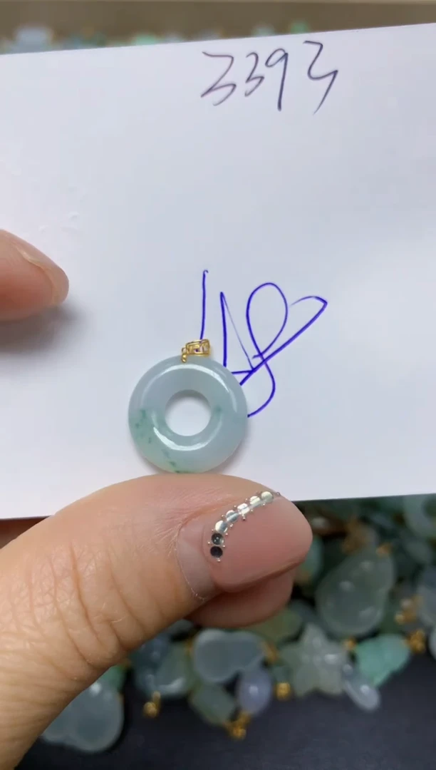 【闪购商品】翡翠挂件18K金镶嵌 天然翡翠A货