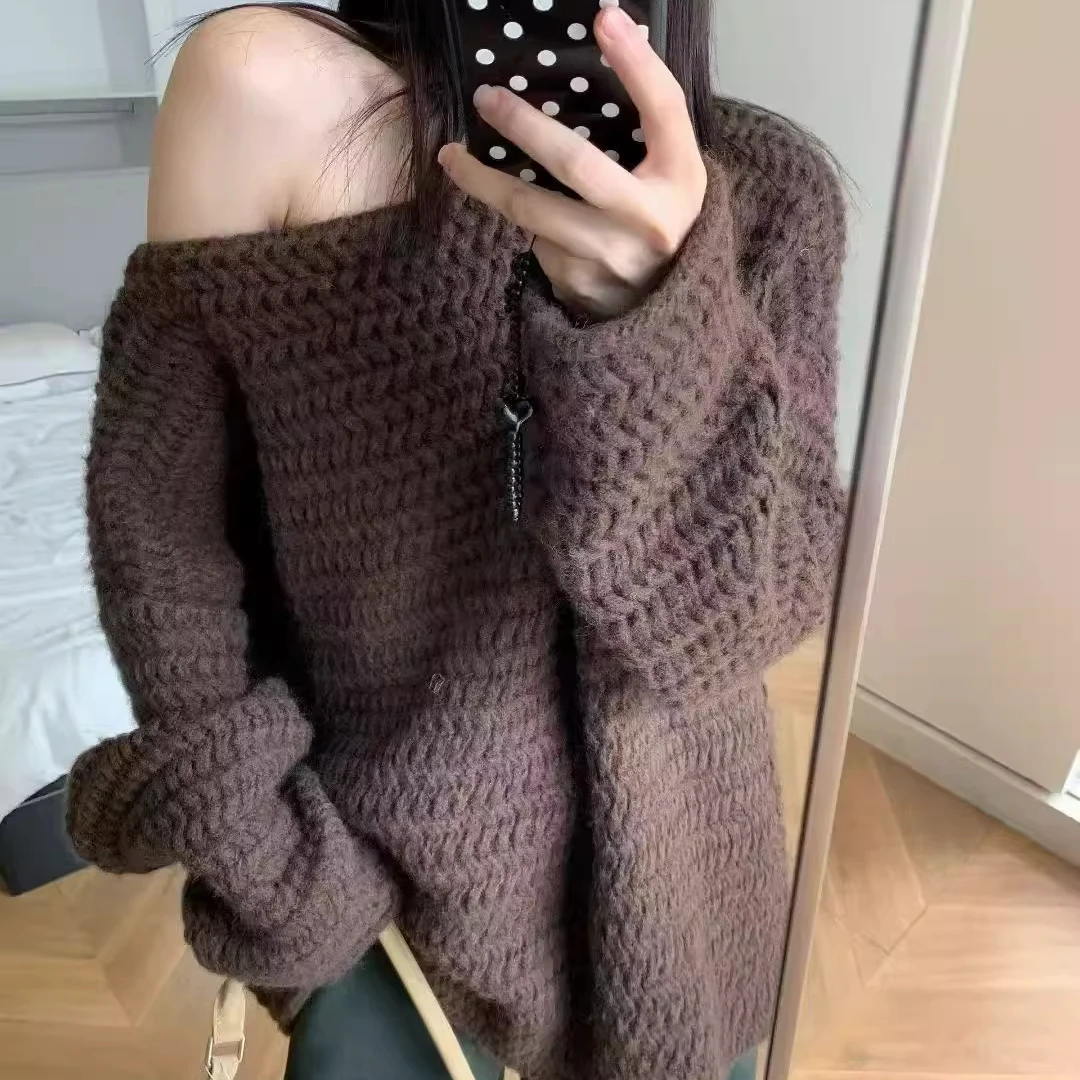 法式设计感斜肩毛衣女2025年秋冬新款高级时尚粗针宽松小众保暖