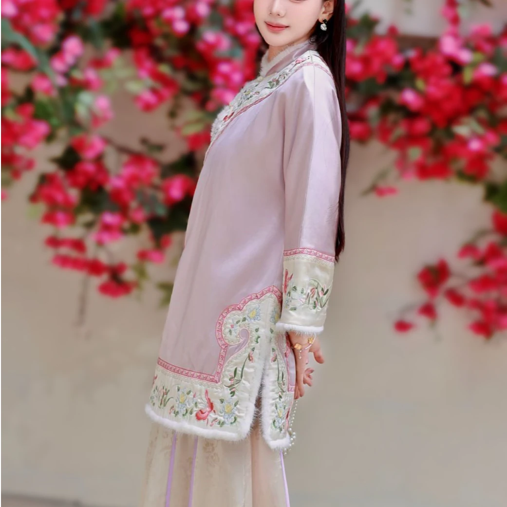 原创新中式重磅醋酸提花蝶恋花刺绣镶水貂毛立领格格服长棉服新款