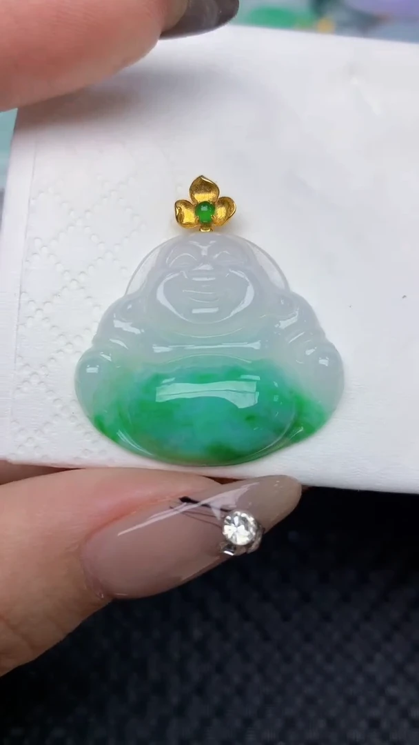 颈饰18K金镶嵌翡翠A货假一赔三支持复检百元以上九元证书费自理