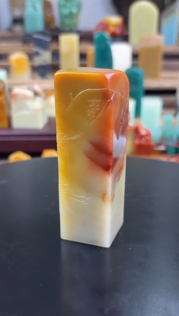 寿山石印石爱****傅编号编号A597