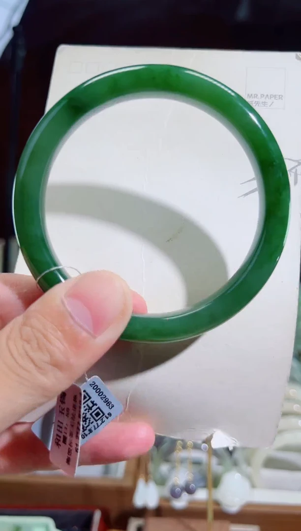 未镶嵌手镯和田玉60-61正装碧玉