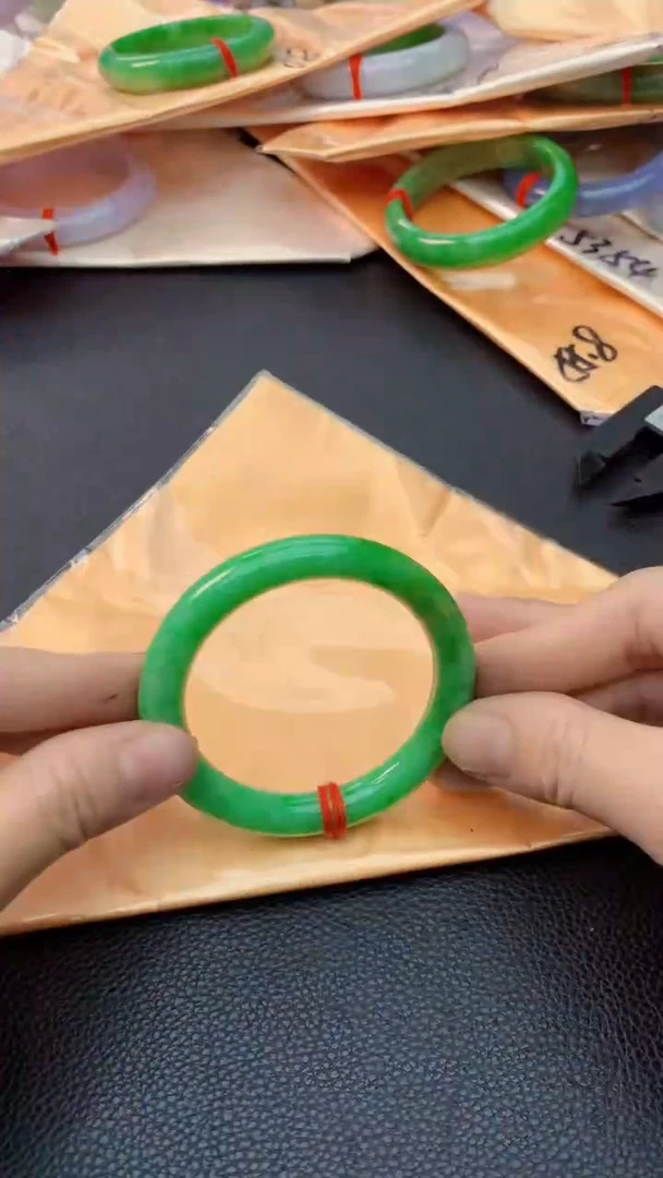 未镶嵌手镯翡翠0735290353