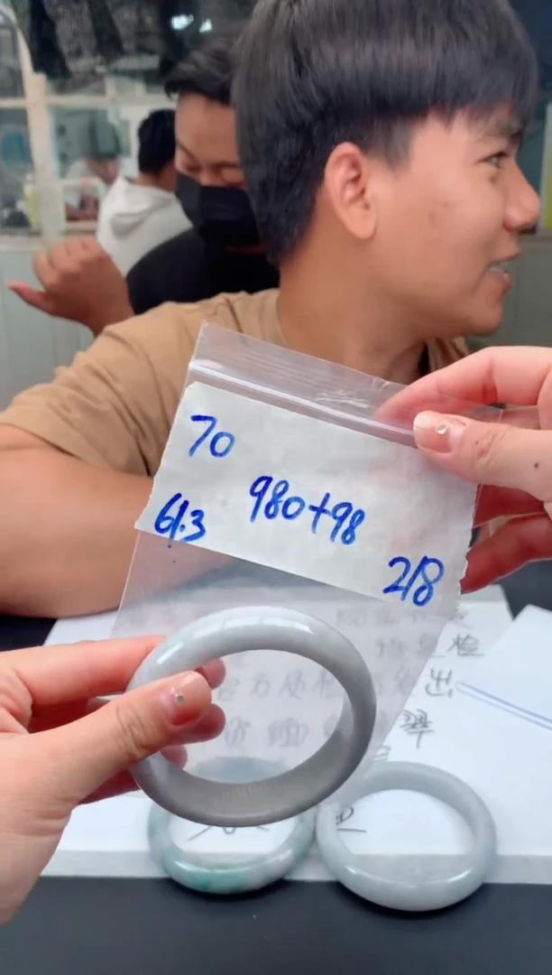 【闪购商品】定制翡翠未镶嵌70手镯毛货定制抛光多样性拍一发一