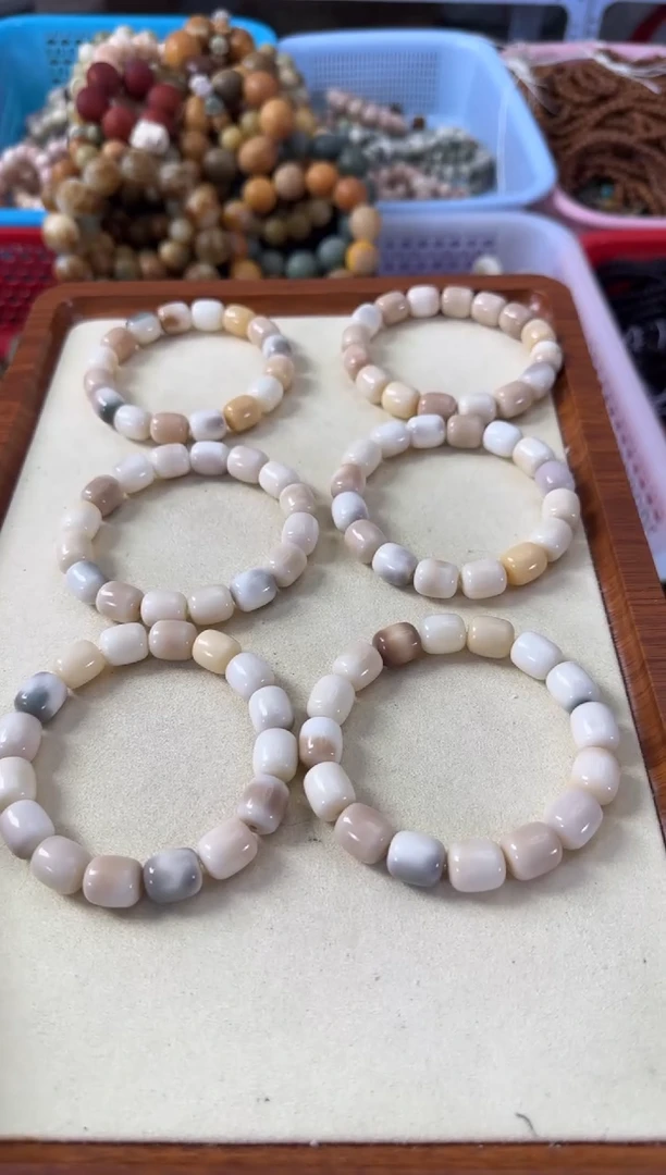 【闪购商品】白玉菩提手串12*13粉色小年糕