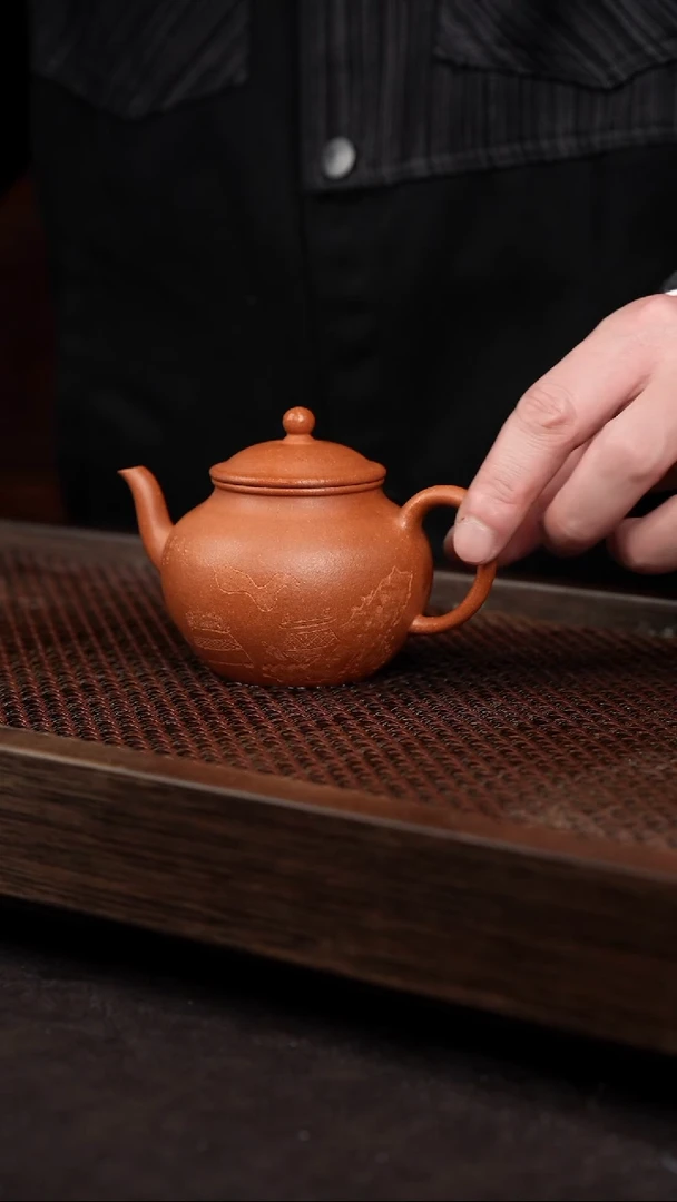 【闪购商品】紫砂茶壶五彩泥刻绘宫灯