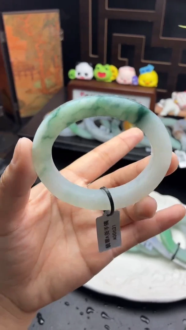 未镶嵌手镯定制翡翠牛奶底飘蓝花美美镯52-58贵妃-67