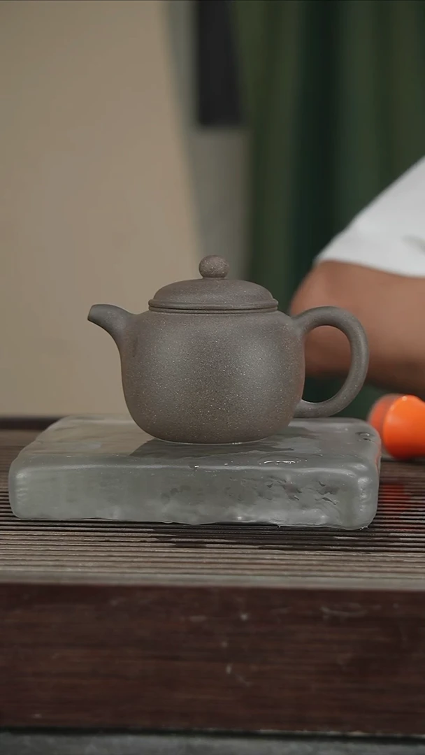 茶壶紫砂高工240CC带证186号