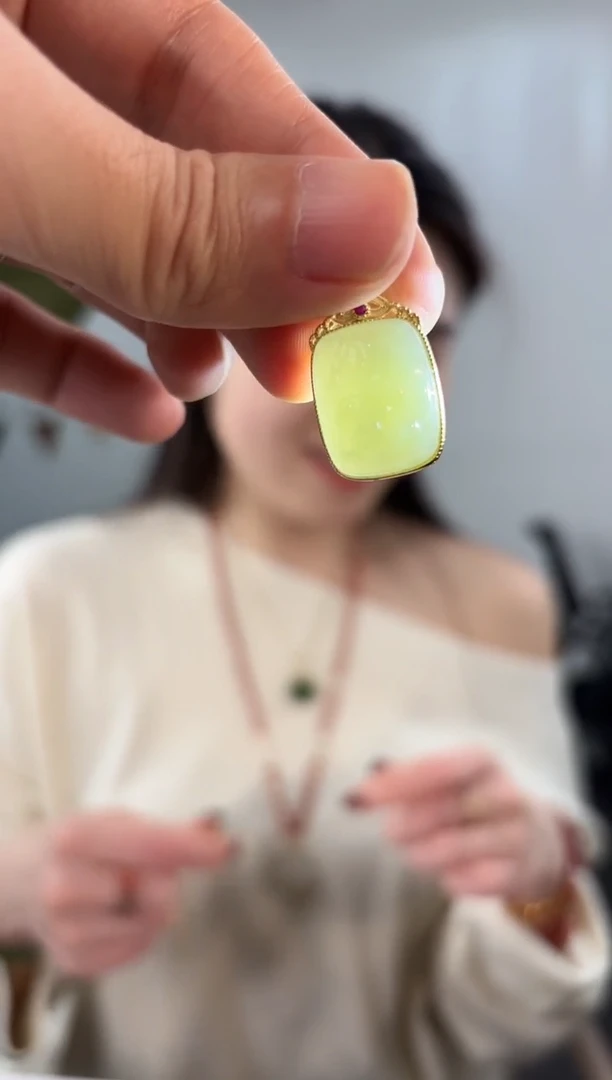 颈饰银S925镶嵌和田玉小荷项链