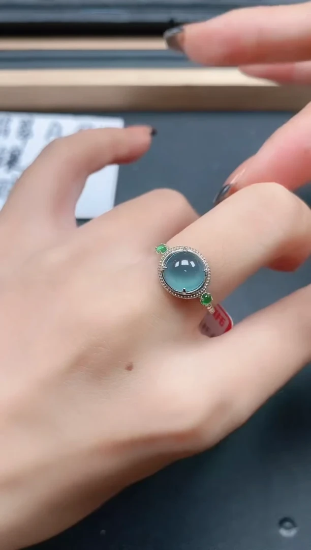 翡翠戒指银S925镶嵌111111