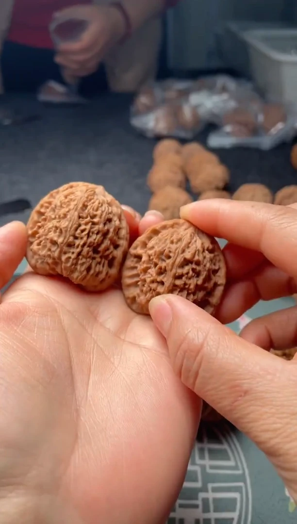 把件文玩核桃w172  南疆石 38尺