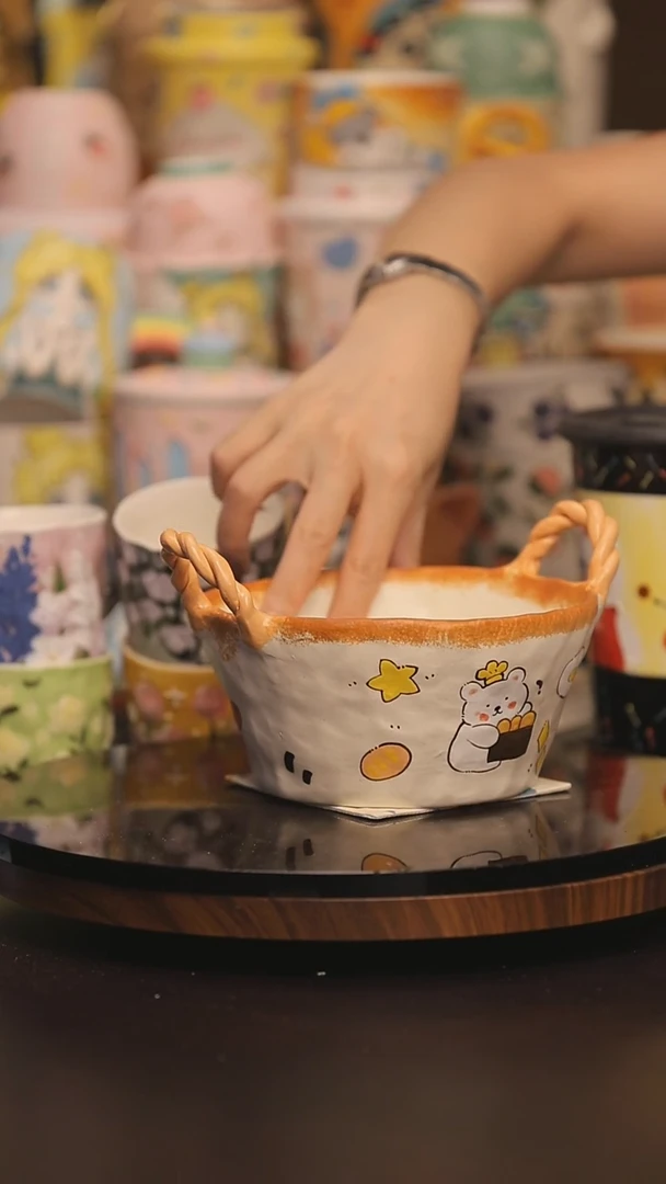 景德镇釉下彩绘设计师款式陶瓷