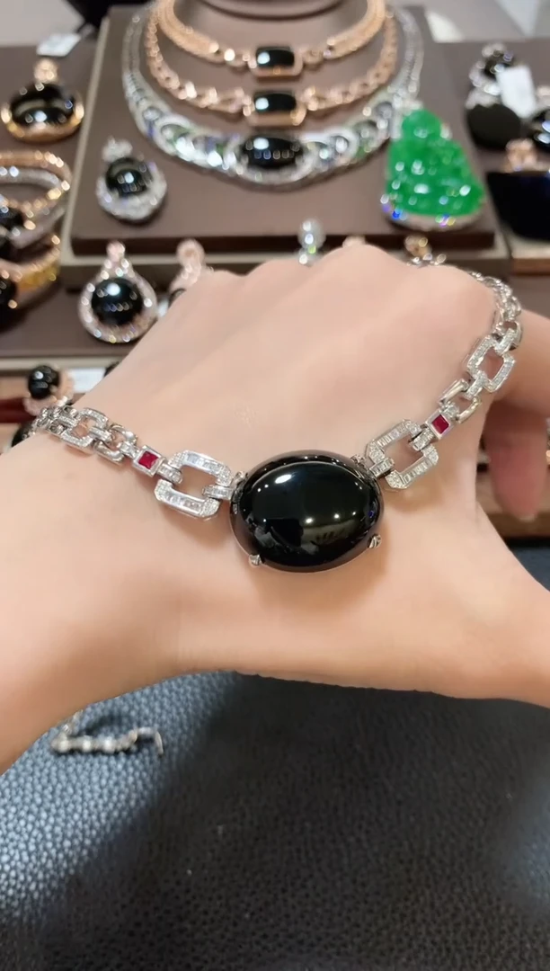 套链18K金镶嵌翡翠z93 尾款18000