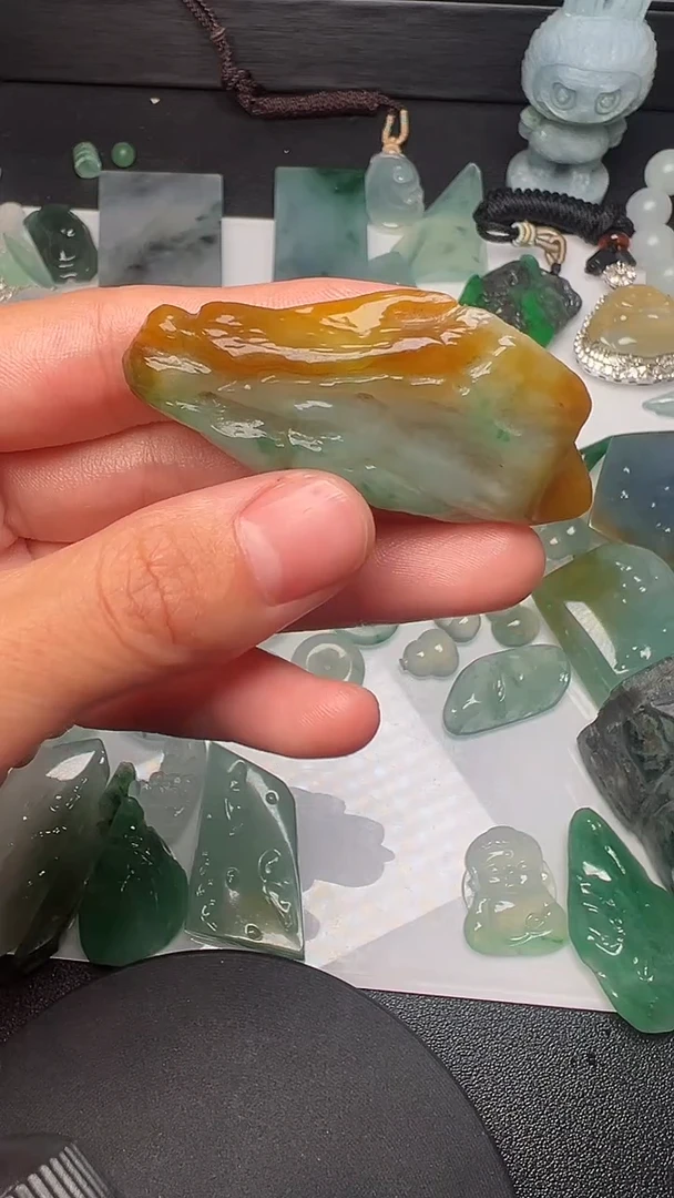 未镶嵌定制翡翠天然A货翡翠未抛光