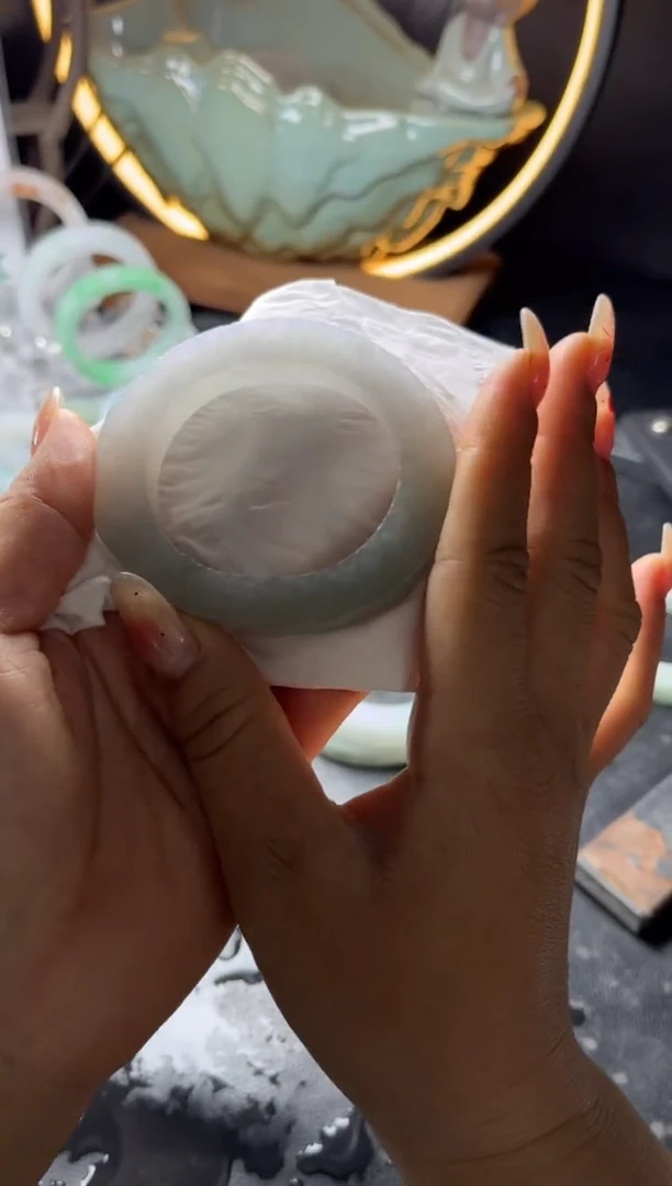 【闪购商品】定制翡翠贵妃未镶嵌贵妃