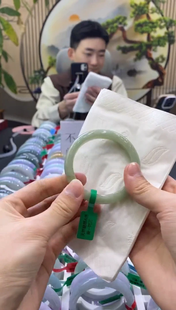 未镶嵌手镯翡翠8962