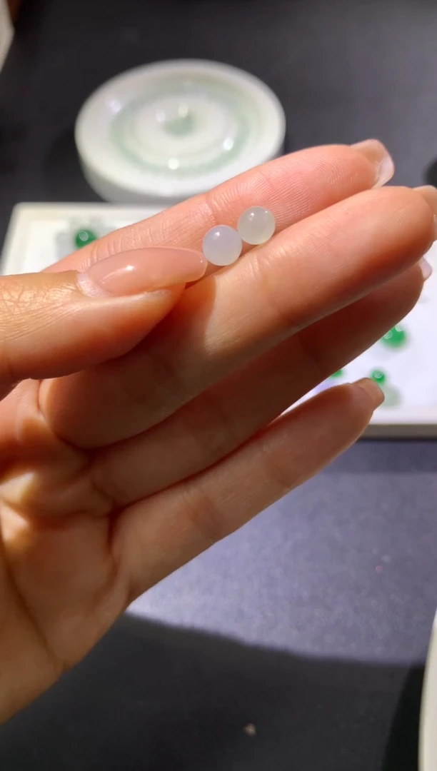 【闪购商品】定制翡翠未镶嵌珠3