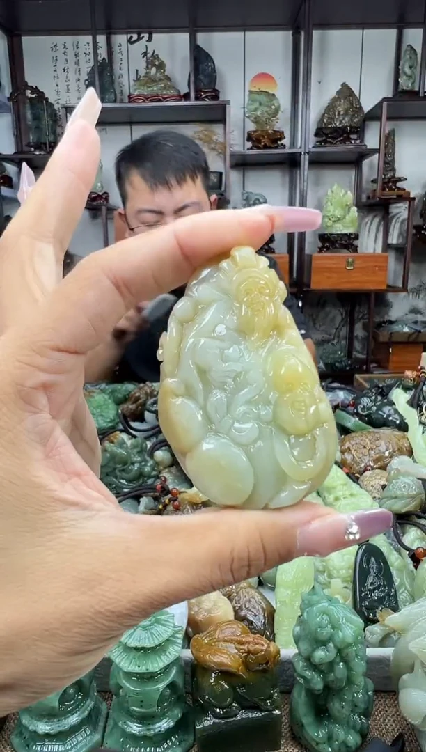 未镶嵌和田玉把件1