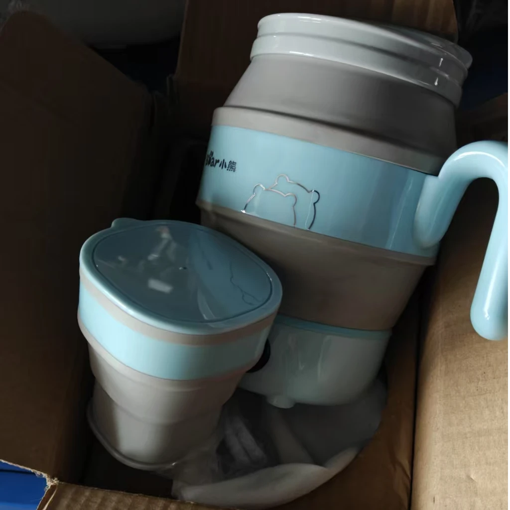 95新  小熊折叠水杯