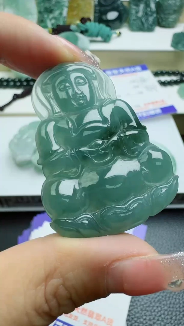 【闪购商品】翡翠吊坠(不含链)未镶嵌多样性随机发其一