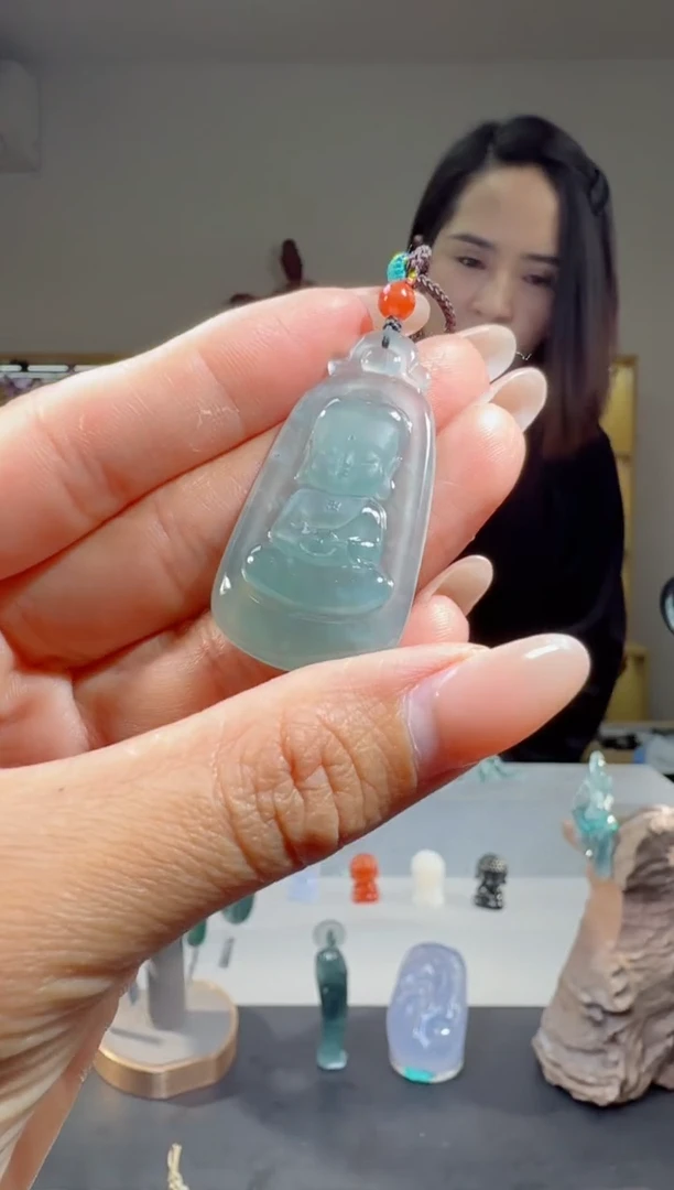 吊坠(不含链)未镶嵌翡翠宝宝佛