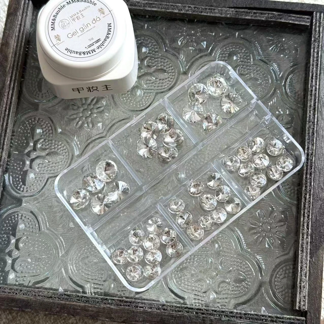 【马上制造局】6宫格白色卫星美甲饰品盒爆闪卫星款美甲店新手必备