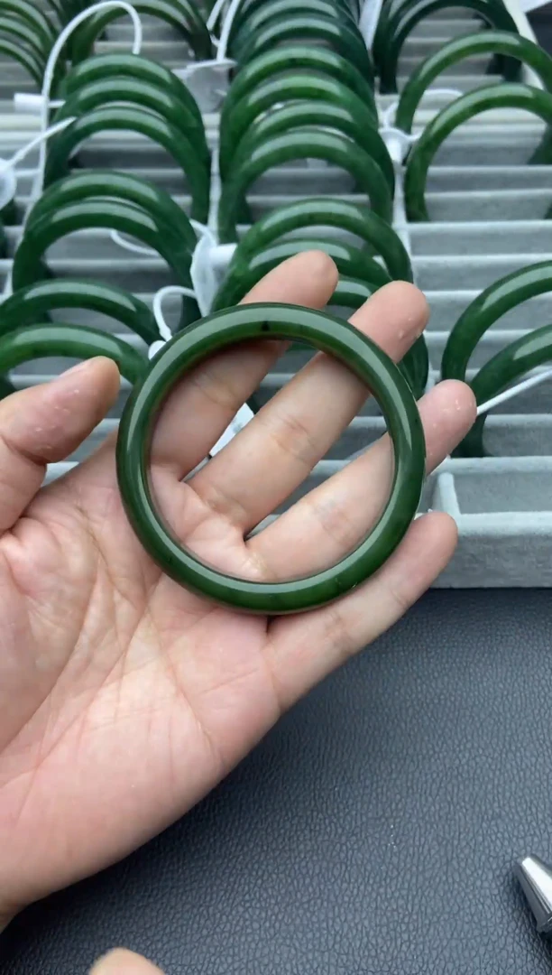 未镶嵌手镯和田玉（碧玉）37-62.2