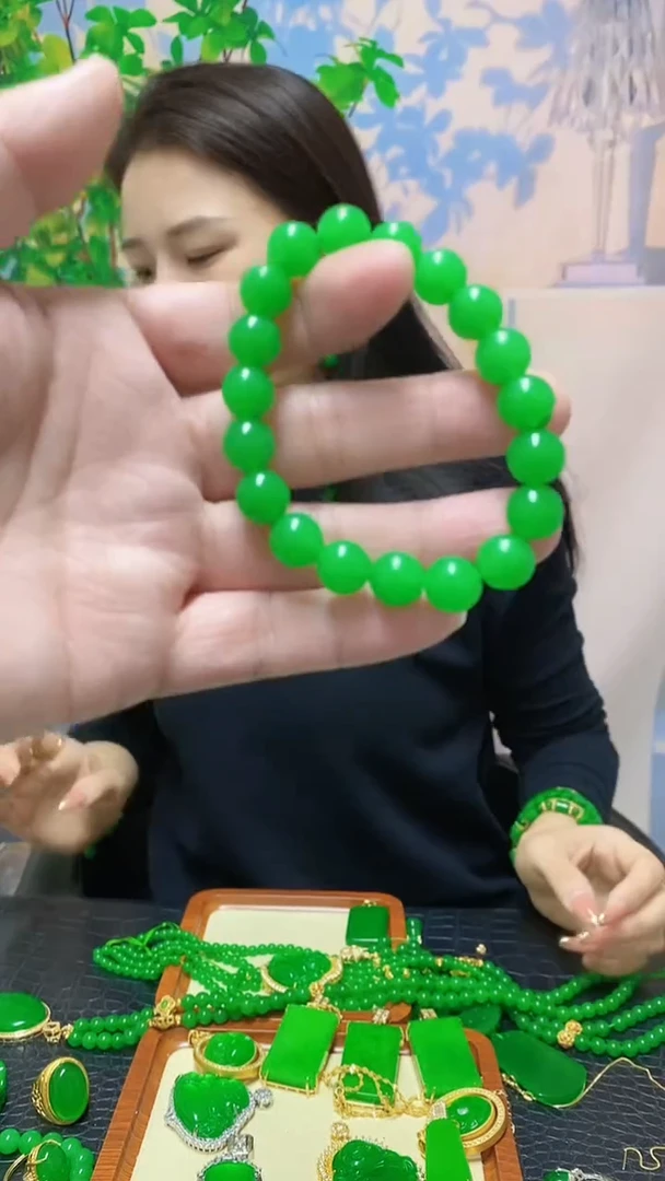 【闪购商品】翡翠手链14K金镶嵌翡翠手链