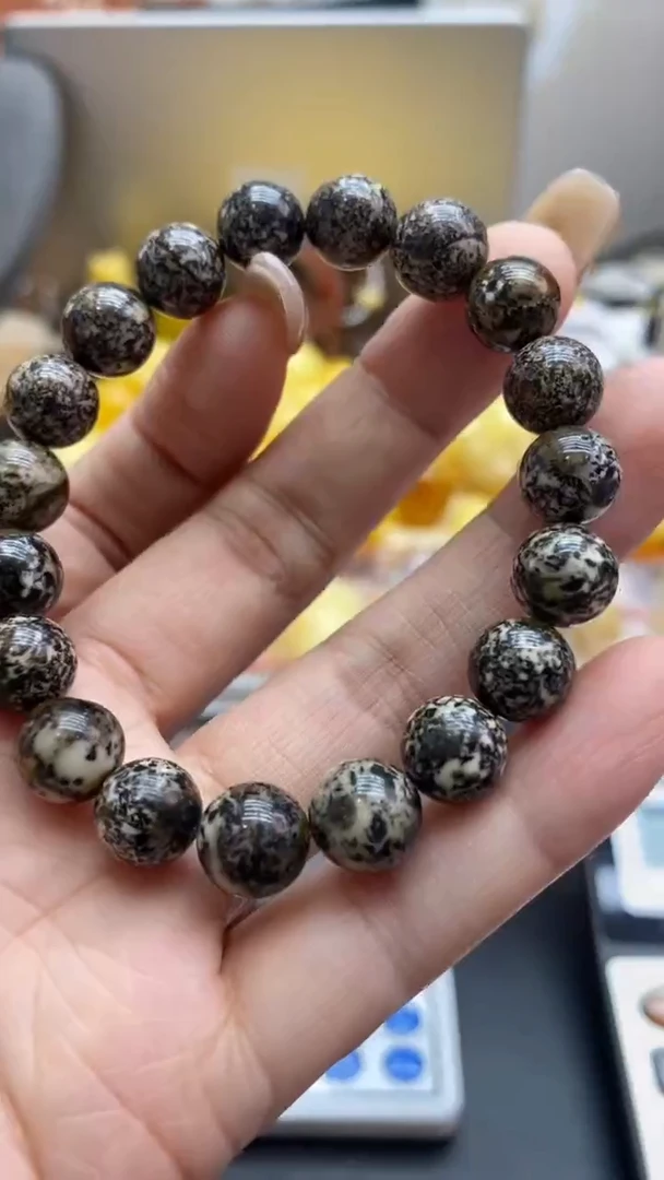 琥珀未镶嵌珠宝奇石2403