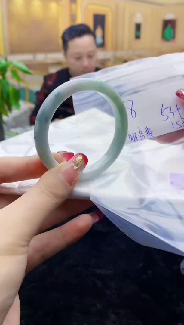 【闪购商品】翡翠手镯未镶嵌0196213848