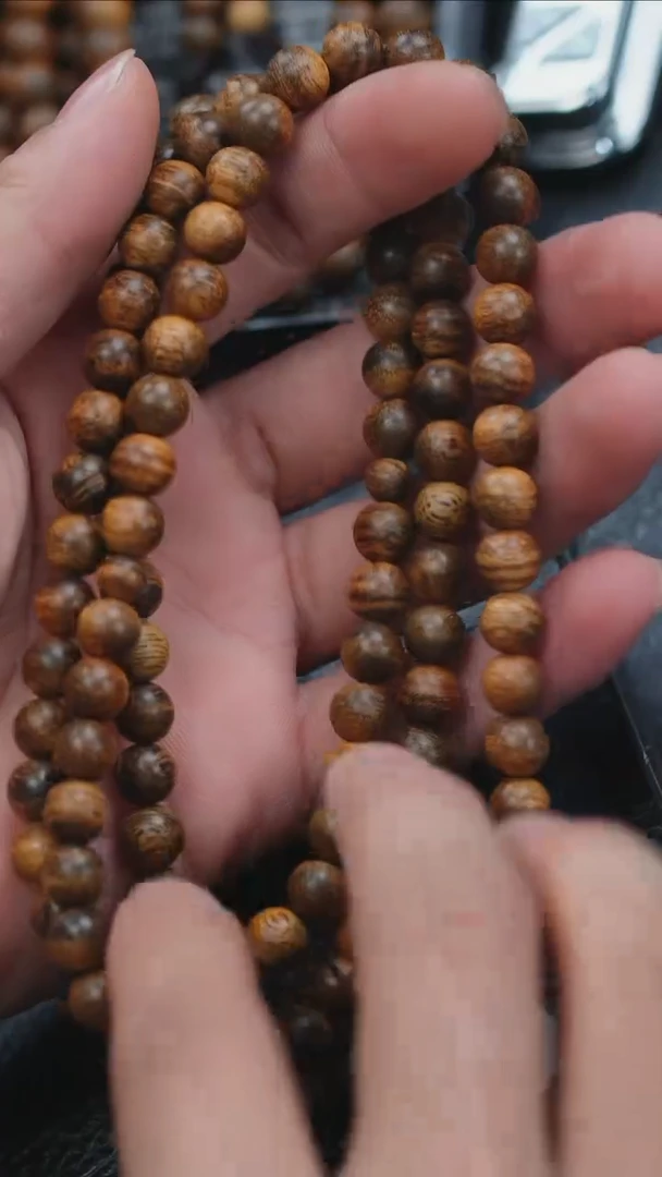 【闪购商品】沉香手串泰国登流眉0.8多圈29g+