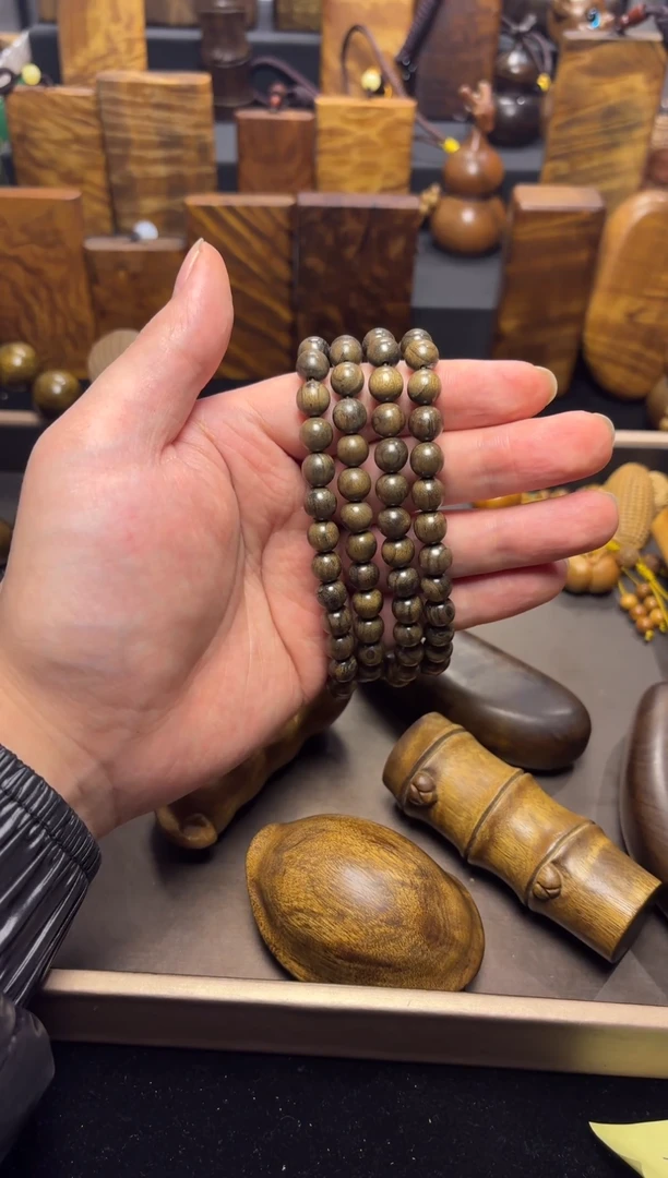 【闪购商品】楠木（金丝楠）其他0.8阴沉绿108念珠61