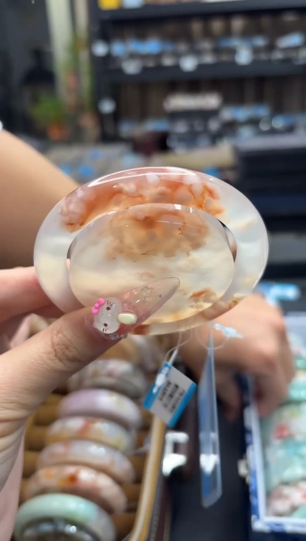 未镶嵌手镯石英质玉118(55圈赠送镯心)