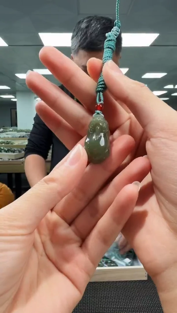 颈饰未镶嵌和田玉貔貅吊坠