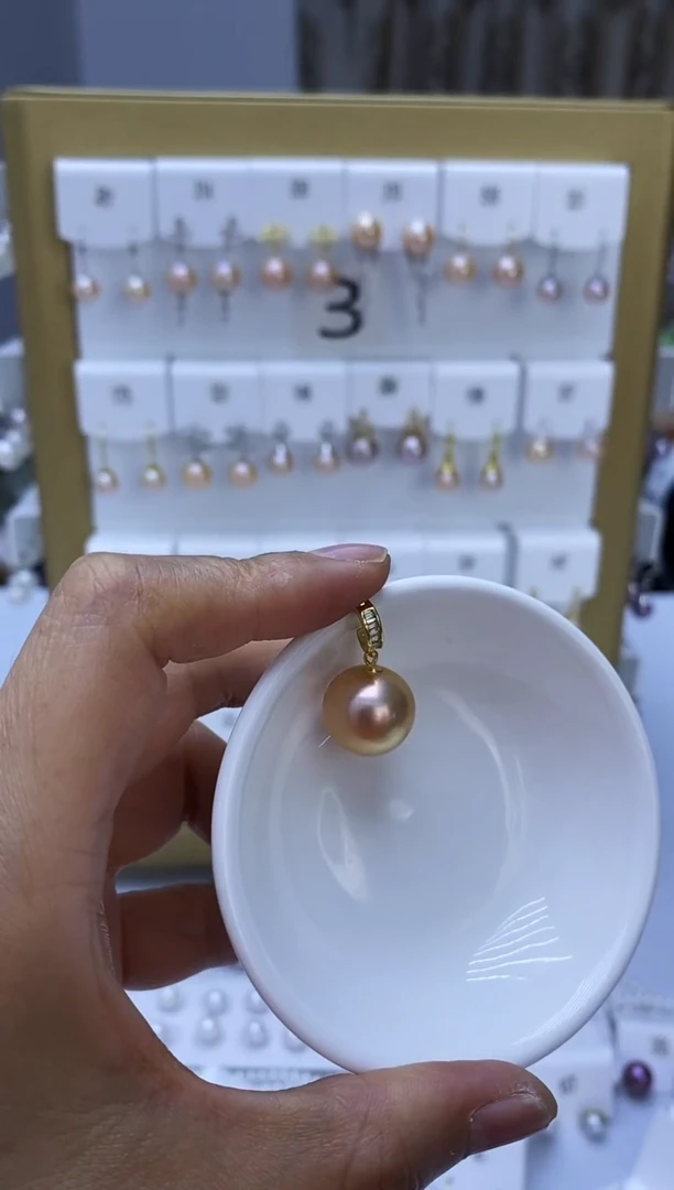 颈饰银S925镶嵌淡水珍珠吊坠
