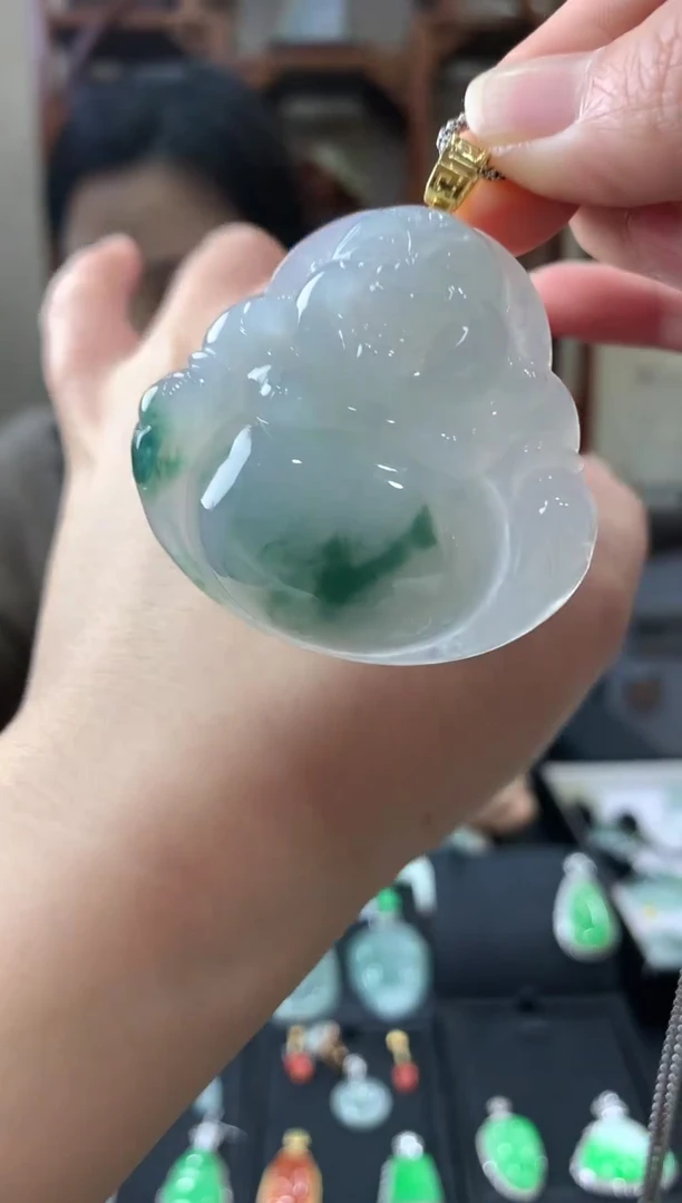 【闪购商品】翡翠吊坠(不含链)18K金镶嵌挂件