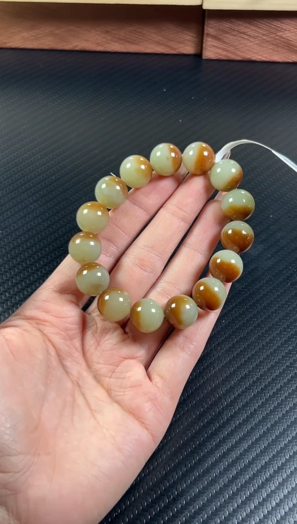 未镶嵌手串和田玉若羌微色差卡14m