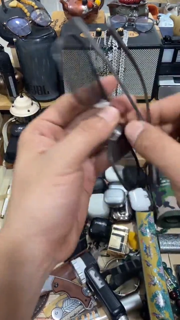 瓷片闪购商品  如图所示