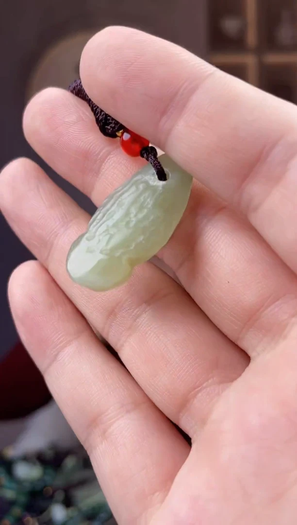 颈饰未镶嵌和田玉拍一发一，多样性发货