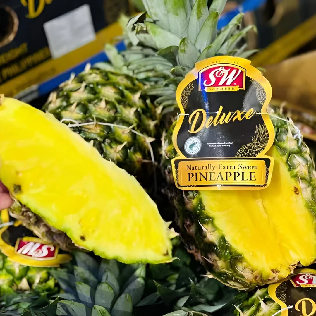 ［果然精选］纯甜进口凤梨［个］【默认切好】