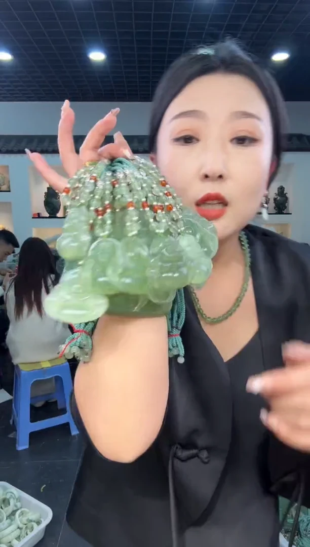 【闪购商品】岫玉颈饰未镶嵌180佛公【半珠链】