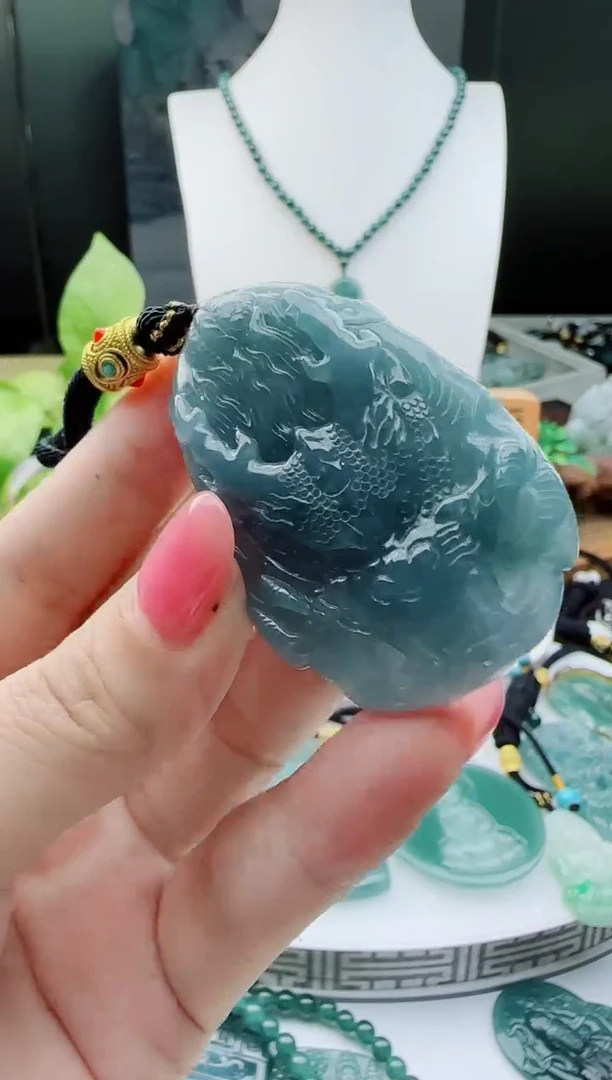 【闪购商品】翡翠颈饰未镶嵌1111111111